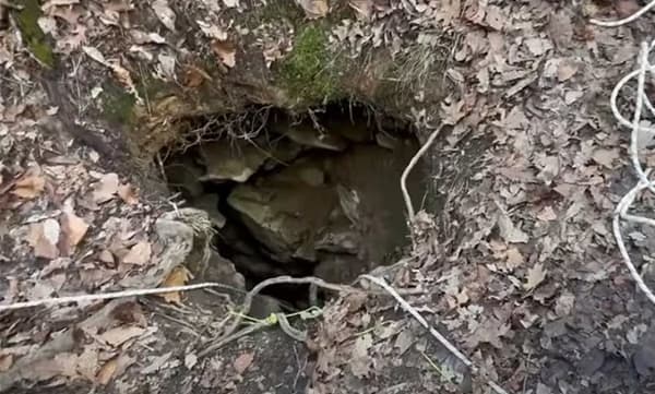 ചെറിയ മാളമെന്ന് കരുതി: ഇറങ്ങിനോക്കിയപ്പോള്‍ കണ്ടത് ഭൂമിക്കടയിലെ അതിമനോഹരമായ പ്രദേശം, കൗതുകമായി ദൃശ്യങ്ങള്‍ 
