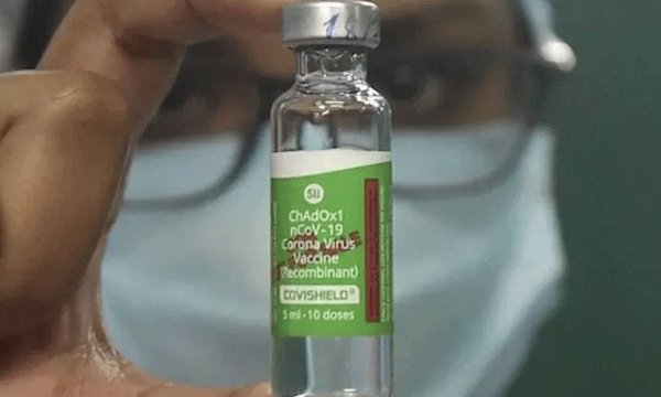 വാക്‌സിന്‍ മൂലം അപൂര്‍വം ചില വ്യക്തികളില്‍ രക്തം കട്ടപിടിക്കാന്‍ സാധ്യതയുണ്ട് ; കോവിഷീല്‍ഡ് വാക്‌സിനു പാര്‍ശ്വഫലങ്ങളുണ്ടായിരുന്നെന്ന് തുറന്നു സമ്മതിച്ച് ഫാര്‍മസ്യൂട്ടിക്കല്‍ കമ്പനി അസ്ട്രാസെനക്ക 