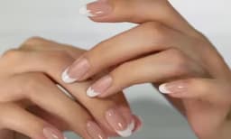 പരസ്യ ചിത്രങ്ങളില്‍ കൈവിരലുകള്‍ മാത്രം പ്രദര്‍ശിപ്പിച്ച് മോഡല്‍ സമ്പാദിക്കുന്നത് 25 ലക്ഷം രൂപ 
