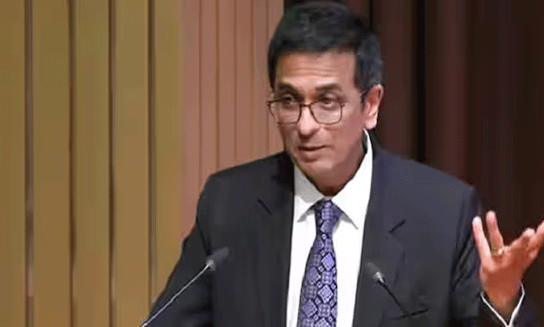 സ്കൂളിലെ ശാരീരിക ശിക്ഷാ നടപടികൾ  വേദനയായി  മനസിലുണ്ടെന്ന് തുറന്നു പറ‌ഞ്ഞ് സുപ്രീം കോടതി ചീഫ് ജസ്റ്റിസ്