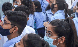 സിബിഎസ്ഇ പ്ലസ്ടു ഫലം പ്രഖ്യാപിച്ചു ; 87.98 ശതമാനം വിജയം ; 99 ശതമാനവുമായി തിരുവനന്തപുരം