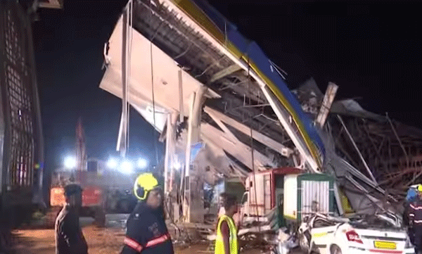 മുംബൈയിൽ 40 അടിയിൽ കൂടുതൽ വലുപ്പത്തിൽ പരസ്യ ബോർഡുകൾ നീക്കം ചെയ്യാൻ ബിഎംസി നിർദേശം