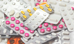 തൃശൂരില്‍ 5 വയസുകാരന് മരുന്ന് മാറി നല്‍കിയതായി പരാതി; മുണ്ടിനീരിന് നല്‍കിയത് പ്രെഷറിനുള്ള മരുന്ന്‌
