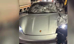 പൂനെയില്‍  17കാരനോടിച്ച  കാറിടിച്ച് ദമ്പതികൾ മരിച്ചു