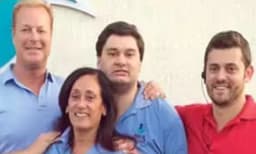 ഓട്ടിസം ബാധിച്ച മകന് വേണ്ടി കാര്‍ വാഷ് ബിസിനസ് തുടങ്ങി: ഇന്നിവിടെ ജോലിചെയ്യുന്നത് ഭിന്നശേഷിക്കാരായ 82 പേര്‍ 
