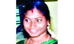 തന്നെ കൊന്നിട്ടേ മറ്റൊരാളെ കെട്ടാന്‍ സമ്മതിക്കൂ എന്ന് അന്യന്റെ ഭാര്യ ; ഇപ്പോള്‍ വന്നേര് നിന്നെ കൊന്നേക്കാമെന്ന് കാമുകന്‍ ; വീട്ടിലെത്തിയ കാമുകിയെ കൊലപ്പെടുത്തി കെട്ടിത്തൂക്കി