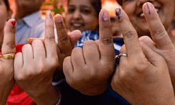 ലോക്‌സഭാ തെരഞ്ഞെടുപ്പില്‍ വോട്ടെണ്ണല്‍ തുടങ്ങി ; പോസ്റ്റല്‍ വോട്ടുകള്‍ എണ്ണിത്തുടങ്ങി