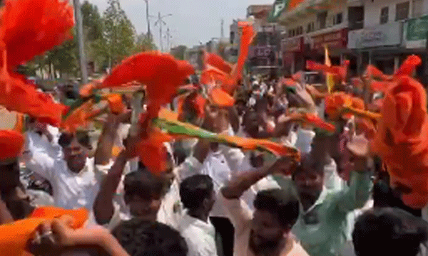 പത്രിക സമര്‍പ്പിച്ചശേഷം കോണ്‍ഗ്രസ് സ്ഥാനാര്‍ത്ഥി ബിജെപിയിലേക്ക് ചാടി ; ഇന്‍ഡോറില്‍ ബിജെപി സ്ഥാനാര്‍ത്ഥി തോല്‍പ്പിച്ചത് നോട്ടയെ ; യുപിയില്‍ രാമക്ഷേത്രവും ബിജെപിയെ സഹായിച്ചില്ല 