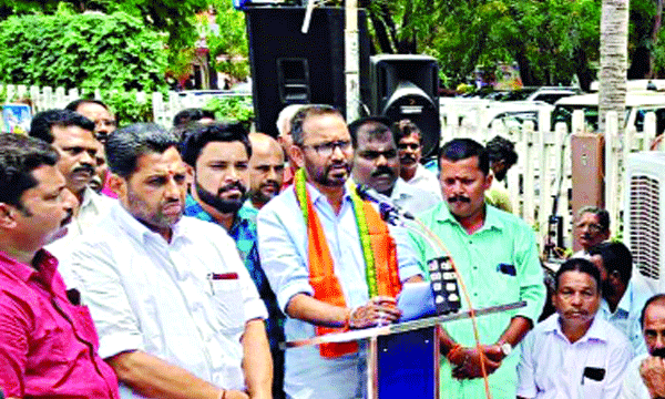 ഇടതുപക്ഷത്തിന്റെ തകര്‍ച്ച ആസന്നമായിരിക്കുന്നു ; നിയമസഭാ തെരഞ്ഞെടുപ്പിലും ഇതു പ്രതിഫലിക്കുമെന്ന് കെ.സുരേന്ദ്രന്‍