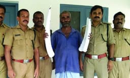 ഔസേപ്പില്‍ നിന്നും ആനക്കൊമ്പ് കടത്ത് ഞെട്ടിക്കുന്നത് ; മലയാറ്റൂരില്‍ നിന്നും പശ്ചിമഘട്ട മലനിരകളിലെ കാട്ടിലൂടെ മാത്രം നടന്ന് തിരുവനന്തപുരത്ത് എത്തും ; തനിച്ച് സഞ്ചരിക്കുന്നത് 17 ദിവസം 