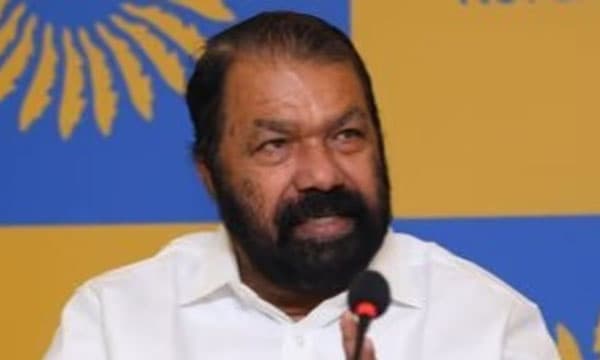 പ്ലസ്‌വണ്‍ സീറ്റ് പ്രതിസന്ധി: മലപ്പുറത്തും കോഴിക്കോട്ടും പ്രതിഷേധം ; നിയമസഭയില്‍ ഉന്നയിച്ച് ഭരണകക്ഷി എംഎല്‍എ