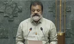 ‘കൃഷ്ണാ ഗുരുവായൂരപ്പാ... ’ പ്രാര്‍ത്ഥനയോടെ മലയാളത്തില്‍ സത്യപ്രതിജ്ഞ ചെയ്ത് സുരേഷ്‌ഗോപി 