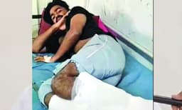 സ്വകാര്യ കെട്ടിടത്തിനുവേണ്ടി കൊണ്ടുവന്ന സാധനങ്ങള്‍ നിര്‍മ്മാണത്തൊഴിലാളികള്‍ ഇറക്കി; സി.ഐ.ടി.യുക്കാരെ ഭയന്നോടി; യുവാവിന് കെട്ടിടത്തില്‍നിന്നു വീണ് ഗുരുതര പരുക്ക് 