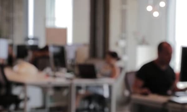 

ഇന്റര്‍നെറ്റ് കഫേയില്‍ യുവാവ് ജീവനറ്റ് കിടന്നത് 30 മണിക്കൂര്‍: ഒന്നുമറിയാതെ ജീവനക്കാര്‍ 

