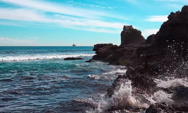 എപ്പോഴും അപകടങ്ങള്‍ വിളിച്ചുവരുത്തുന്നു: അമേരിക്കയിലെ ഏറ്റവും അപകടം പിടിച്ച ബീച്ച് ഇതാണ്
