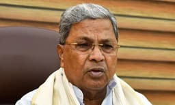 ഷിരൂരില്‍ മണ്ണിടിച്ചിലില്‍ മലയാളി ഡ്രൈവര്‍ അകപ്പെട്ട സംഭവം ; ഇടപെട്ട് കര്‍ണാടകാ സര്‍ക്കാരും, അന്വേഷണത്തിന് നിര്‍ദേശം