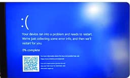 വിന്‍ഡോസില്‍ ഉപയോഗിക്കുന്ന ഫാല്‍ക്കണ്‍ ആന്റിവൈറസ് സംവിധാനം അപ്‌ഡേറ്റായി ; രാജ്യാന്തരതലത്തില്‍ വിന്‍ഡോസ് തകരാറില്‍ ; ഉണ്ടായത് ആഗോളതലത്തിലുള്ള തടസ്സം 