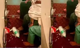 അങ്ങ് ആകാശത്തും ഇത് തന്നെ അവസ്ഥ: എയര്‍ ഇന്ത്യാ വിമാനത്തില്‍ ഉപേക്ഷിക്കപ്പെട്ട മാലിന്യവും പ്ലാസ്റ്റിക് കുപ്പികളും, വൈറലായി പോസ്റ്റ് 
