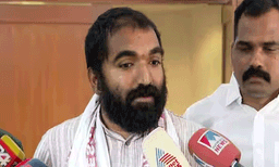 ഉമ്മന്‍ചാണ്ടി അനുസ്മരണത്തിനിടെ പിണറായിയെ പുകഴ്ത്തി;   വിമർശനത്തിന് മറുപടിയുമായി ചാണ്ടി ഉമ്മന്‍