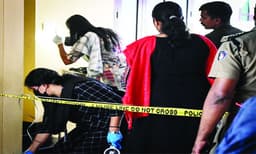 തലസ്‌ഥാനത്ത്‌ പട്ടാപ്പകല്‍ യുവതിയെ വെടിവച്ചു കൊല്ലാന്‍ ശ്രമം ; മാസ്‌ക്‌ ധരിച്ചെത്തിയ യുവതി വെടിയുതിര്‍ത്ത ശേഷം ഓടിരക്ഷപ്പെട്ടു ; അക്രമി സഞ്ചരിച്ച കാറിന്റെ സി.സി. ടിവി ദൃശ്യം പോലീസിന്‌