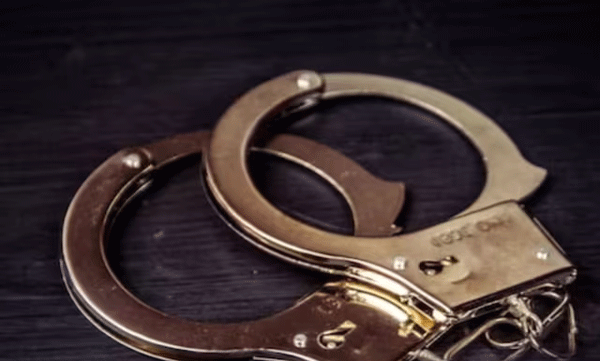 പെൺകുട്ടിയെ പീഡിപ്പിച്ചത് ഭാര്യയുടെ ഒത്താശയോടെ; തിരുവനന്തപുരത്ത് പോക്സോ കേസിൽ ദമ്പതികൾ അറസ്റ്റിൽ