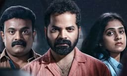 നാടകസംഘത്തില്‍ പെണ്‍കുട്ടിയെ അപമാനിച്ചതാരെന്ന അന്വേഷണം ; 'ആട്ടം' ആഴത്തില്‍ മനുഷ്യസ്വഭാവത്തിന്റെ വൈരുധ്യങ്ങളെ ചേര്‍ത്തുവച്ചുകൊണ്ടുതന്നെ വിശകലനം സിനിമ 