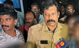 ഇനിയും പഠിക്കണം; മുത്തശ്ശന്റെയും മുത്തശ്ശിയുടെയും ഒപ്പം നിന്ന് പഠനം തുടരണം