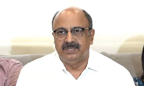 സിദ്ദിഖിനെതിരേ യുവനടിയുടെ പരാതിയില്‍ കേസെടുത്തു ; നടനും യുവതിക്കെതിരേ ഡിജിപിയ്ക്ക് പരാതി നല്‍കി