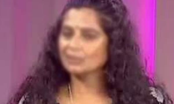 വീട്ടുകാരെ ബോദ്ധ്യപ്പെടുത്തിയ ശേഷം നടന്റെ പേര് പറയും ; ഭയമില്ലെന്ന് ആദ്യം പരാതി നല്‍കിയ നടി