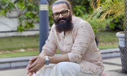 പാപം ചെയ്യാത്തവര്‍ കല്ലെറിയട്ടെ.. പാപികളുടെ നേരെ മാത്രം; ആരോപണങ്ങളില്‍ പ്രതികരണവുമായി ജയസൂര്യ
