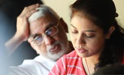 എനിക്ക് ലഭിച്ച ഒരു സ്‌പെഷ്യല്‍ ഭാഗ്യമാണത്, ഞങ്ങളുടെ വീട്ടുകാര്യത്തില്‍ മറ്റാരെയും അച്ഛന്‍ അടുപ്പിച്ചിട്ടില്ല; കുറിപ്പുമായി രചന നാരായണന്‍കുട്ടി
