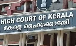 ഹേമകമ്മറ്റി റിപ്പോര്‍ട്ട് : പൂര്‍ണ്ണരൂപം അന്വേഷണസംഘത്തിന് കൈമാറണം; സര്‍ക്കാരിനെ രൂക്ഷമായി വിമര്‍ശിച്ച് കോടതി