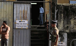 ശ്രീലങ്ക പോളിങ് ബൂത്തില്‍; തെരഞ്ഞെടുപ്പിന്റെ ഫലപ്രഖ്യാപനം നാളെ
