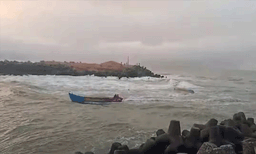 മുതലപ്പൊഴി അപകടങ്ങൾ; തുറമുഖ വകുപ്പ് സെക്രട്ടറി റിപ്പോർട്ട് നൽകണമെന്ന് മനുഷ്യാവകാശ കമ്മീഷൻ ഉത്തരവ്