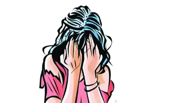 ഇന്‍സ്റ്റാഗ്രാം വഴി പരിചയപ്പെട്ട കോളജ് വിദ്യാര്‍ഥിനിയെ പീഡിപ്പിച്ച കേസില്‍ യുവാക്കള്‍ അറസ്റ്റില്‍ ; നേരിടേണ്ടിവന്നത് മാനസിക വെല്ലുവിളി നേരിടുന്ന ഇരുപതു വയസുകാരിക്ക് 