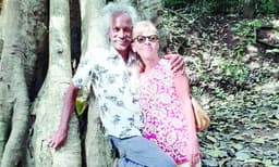ആറുമാസംകൊണ്ട് ആഫ്രിക്കന്‍ രാജ്യങ്ങള്‍ കാല്‍നടയായി താണ്ടി. സഹാറ മരുഭൂമി മുറിച്ചുകടന്ന് ചരിത്രം കുറിച്ചു ; കേരളത്തെ സ്‌നേഹിച്ച ജര്‍മ്മന്‍ എഴുത്തുകാരിക്ക് മലയാളനാട്ടില്‍ അന്ത്യവിശ്രമം  