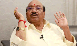 'സംഘപരിവാറിനെ തീണ്ടാനും തൊടാനും പാടില്ലേ?  RSS നേതാക്കളെ ADGP കണ്ടത് മഹാപാപമല്ല: വെള്ളാപ്പള്ളി