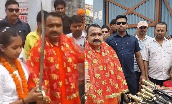 പെണ്‍കുട്ടികളെ തൊടുന്നവന്റെ കൈ വെട്ടണം; കോളേജ് വിദ്യാര്‍ത്ഥിനികള്‍ക്ക് വാള്‍ വിതരണം ചെയ്ത് ബിഹാറിലെ ബിജെപി എംഎല്‍എ
