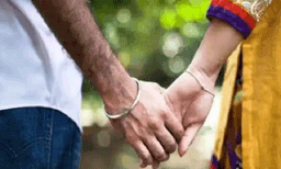 രണ്ടാം വിവാഹത്തിൽ അതൃപ്ത, കാമുകനൊപ്പം പോകാന്‍  യുവതിയുടെ ആത്മഹത്യാ നാടകം