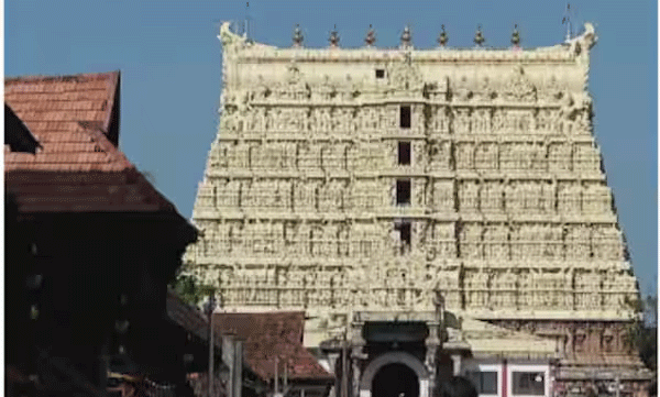 പത്മനാഭ സ്വാമി ക്ഷേത്രത്തിലെ നിവേദ്യ ഉരുളി മോഷ്ടിച്ചതല്ല, ജീവനക്കാരൻ തന്നതെന്ന് മൊഴി