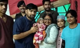 മാതാപിതാക്കള്‍ വലിച്ചെറിഞ്ഞ കുഞ്ഞിന് ആദ്യം തുണയായത് മരക്കൊമ്പ് ; കാക്കകൊത്തിയും ജന്തുക്കള്‍ കടിച്ചും 50 ഓളം മുറിവുകള്‍ ; ഏഴുദിവസം പ്രായമുള്ള പോരാളി മരിച്ചില്ല, ജീവിതത്തിലേക്ക് തിരിച്ചുകയറി