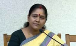 കൊടകര കുഴല്‍പ്പണക്കേസ് : ''സതീശിന്റെ വെളിപ്പെടുത്തലിന് പിന്നില്‍ മരംമുറിക്കേസ് പ്രതി'' ; ആന്റോയ്‌ക്കെതിരേയും തിരൂര്‍ സതീഷിനെതിരേയും മാനനഷ്ടക്കേസ് കൊടുക്കുമെന്നും ശോഭാ സുരേന്ദ്രന്‍