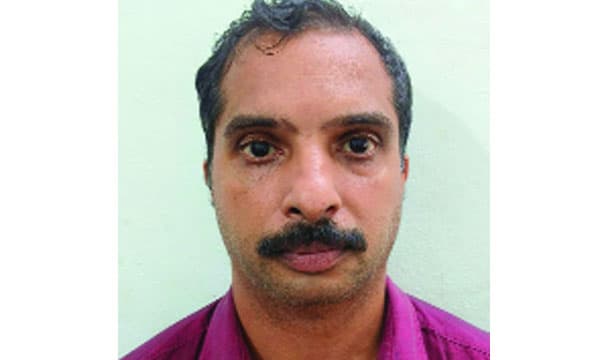 വഴിചോദിക്കാന്‍ നിര്‍ത്തി, കാറില്‍ വലിച്ചിട്ട് വയോധികയുടെ ആഭരണം കവര്‍ന്നു ; പെപ്പര്‍ സ്‌പ്രേ ആയുധമാക്കിയത് 'ഓസ്‌ലര്‍' സിനിമ കണ്ട്  
; പ്രതിയെ മണിക്കൂറുകള്‍ക്കകം കുടുക്കി പോലീസ്