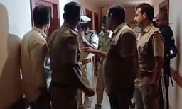 പാലക്കാട് കള്ളപ്പണ വിവാദത്തില്‍ ഇടപെട്ട് തെരഞ്ഞെടുപ്പ് കമ്മീഷന്‍ ; കളക്ടറില്‍ നിന്നും റിപ്പോര്‍ട്ട് തേടി