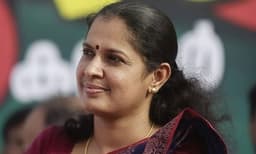 തന്റെഭാഗം കേള്‍ക്കാന്‍ തയ്യാറായില്ല ; ജയിലില്‍ കിടക്കുമ്പോള്‍ വേണ്ടിയിരുന്നില്ല; പാര്‍ട്ടിനടപടിയില്‍ ദിവ്യയ്ക്ക് കടുത്ത അതൃപ്തി 