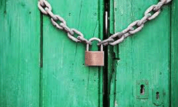 കോഴിക്കോട് യുഡിഎഫ് ഹര്‍ത്താല്‍ ആരംഭിച്ചു; സഹകരിക്കില്ലെന്ന് വ്യാപാരി വ്യവസായി ഏകോപന സമിതി
