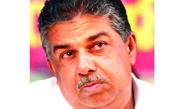 പാര്‍ട്ടി സജി ചെറിയാനൊപ്പം ; മന്ത്രിസ്ഥാനം രാജി വെയ്‌ക്കേണ്ടതില്ലെന്ന് സിപിഎം