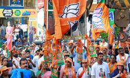 കോര്‍കമ്മറ്റി വിളിക്കണമെന്ന ആവശ്യം അംഗീകരിച്ചില്ല ; ബിജെപി നേതൃയോഗത്തില്‍ നിന്നും വിട്ടുനിന്ന് പ്രമുഖനേതാക്കള്‍