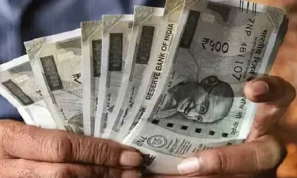 സാമൂഹ്യസുരക്ഷാ പെന്‍ഷന്‍ ക്രമക്കേട്: കൂട്ടുനിന്ന എല്ലാ ഉദ്യോഗസ്ഥര്‍ക്കും എതിരേ നടപടി ; കോട്ടയ്ക്കലില്‍ വ്യാപക തട്ടിപ്പ്