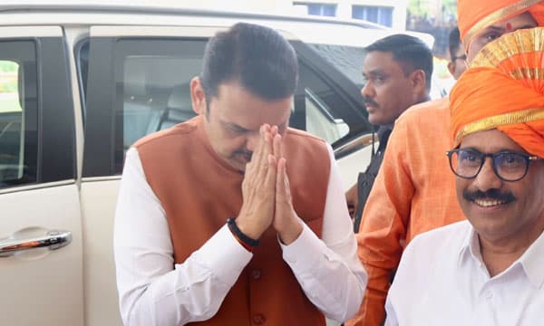 മഹാരാഷ്ട്രയില്‍ ദേവേന്ദ്ര ഫഡ്‌നാവീസ് മുഖ്യമന്ത്രിയാകും ; സത്യപ്രതിജ്ഞ നാളെ വൈകിട്ട് നടക്കും